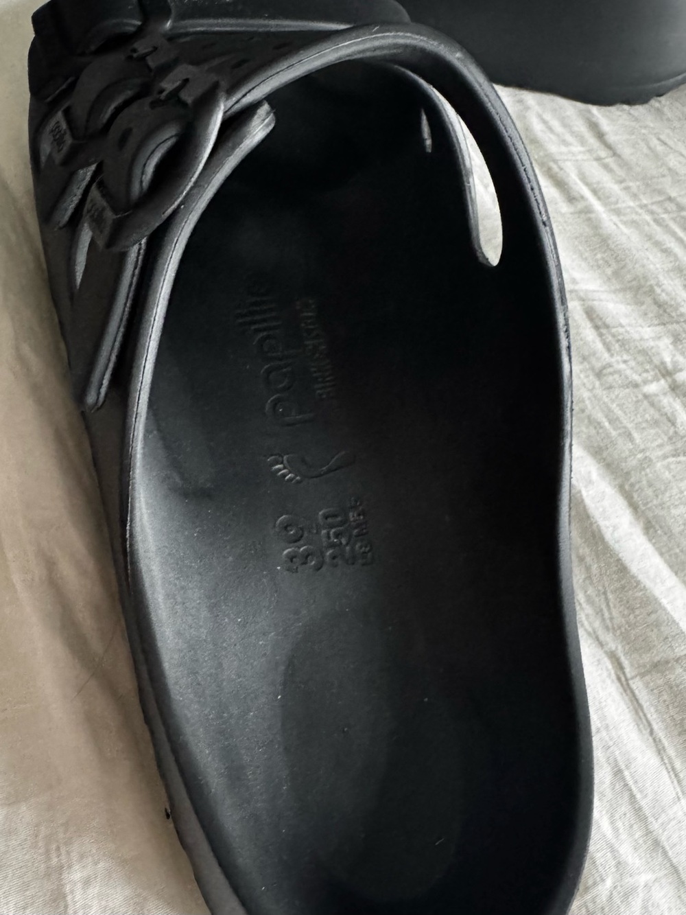 Papillio Black 3-Triple-Strap Sandals Birkenstock 39 Women’s 8 8.5 - Picture 5 of 5